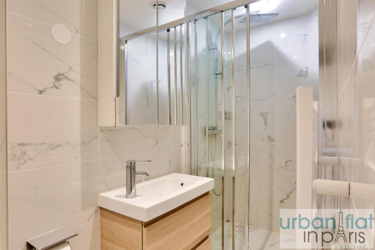 Urban Flat 103 - Spacious Flat Near Grands Boulevards * Parijs